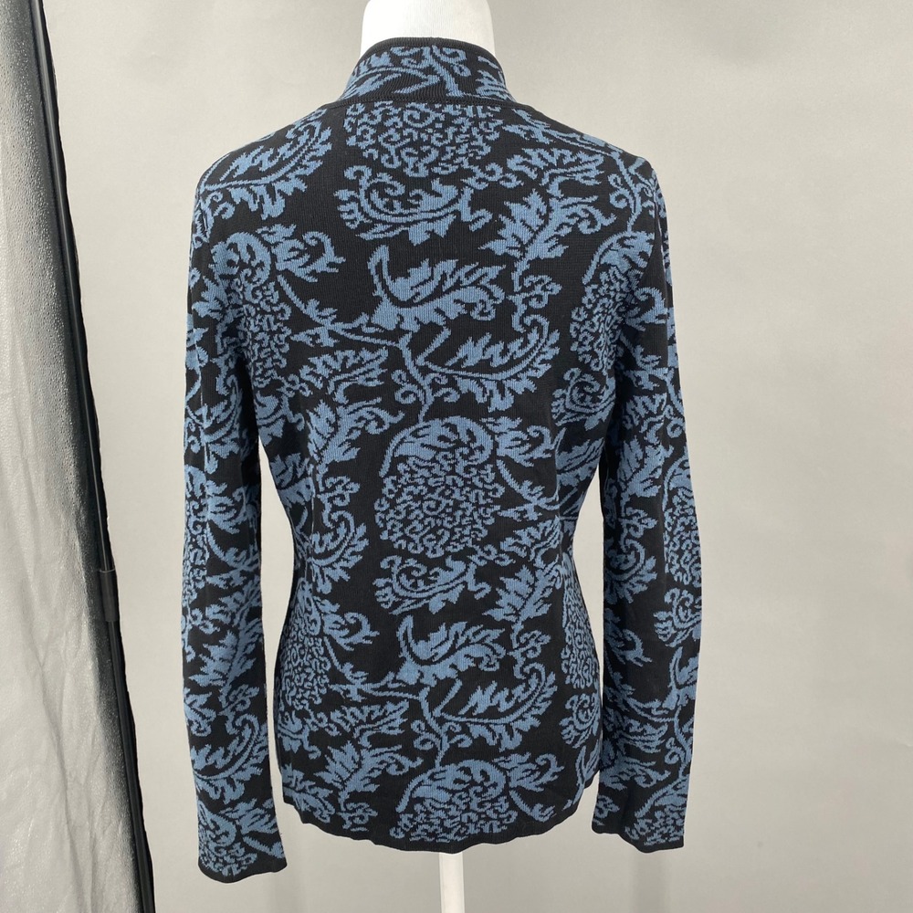Peruvian Connection Blue Floral Jacquard Damask Cardigan XS
Mandarin Collar - Picture 6 of 11